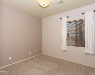 6913 E Voltaire Drive - Photo Thumbnail 12