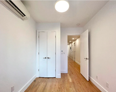 435 Dekalb ave Brooklyn - Photo Thumbnail 12