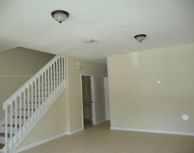2642 Sw 82nd Ave # 102 - Photo Thumbnail 9