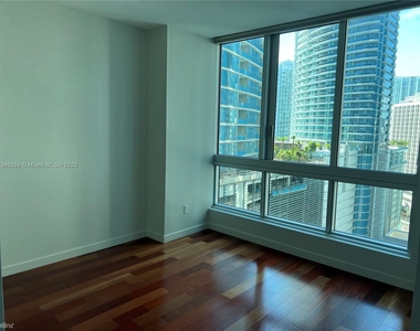 300 S Biscayne Blvd Apt 1601 - Photo Thumbnail 4