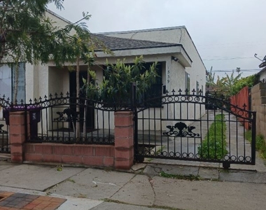 1539 Gardenia Ave. - Photo Thumbnail 2