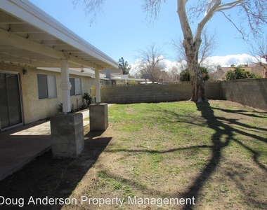 43001 Lemonwood Drive - Photo Thumbnail 27