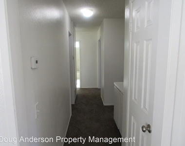 43001 Lemonwood Drive - Photo Thumbnail 12