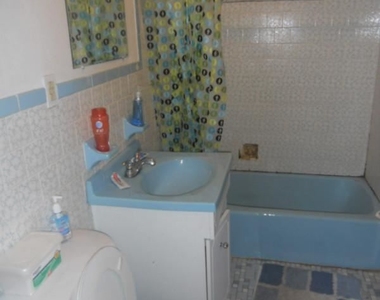 335 Faneuil St Apt 2d - Photo Thumbnail 16