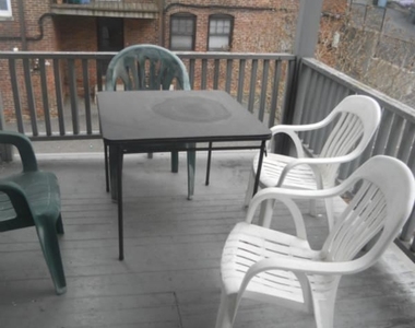 335 Faneuil St Apt 2d - Photo Thumbnail 9