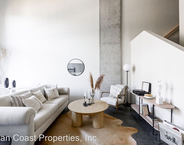 5585 Mildred Street - Photo Thumbnail 1