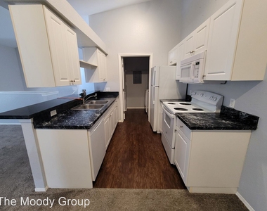 5904 Willow Ridge Dr., Apt. 202 - Photo Thumbnail 22