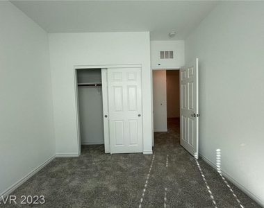 802 Spring Estates Avenue - Photo Thumbnail 18