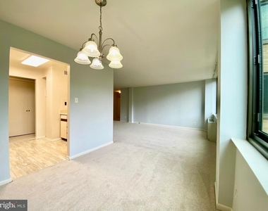 600 Roosevelt Blvd #312 - Photo Thumbnail 8