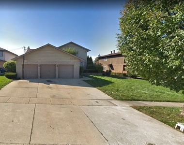 112 Terry Drive - Photo Thumbnail 0