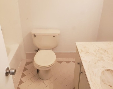 8595 Nw 35 Ct. Unit D - Photo Thumbnail 42