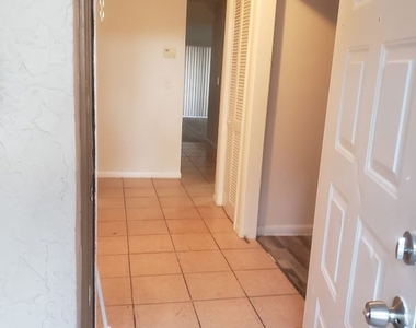 8595 Nw 35 Ct. Unit D - Photo Thumbnail 16