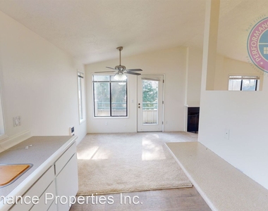 7120 - 7130 Sw Montauk Circle - Photo Thumbnail 9