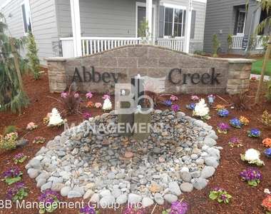 7084 Nw Abigail Terrace - Photo Thumbnail 1