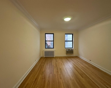 235 East 46th Street - Photo Thumbnail 0