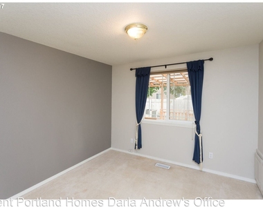 21564 Sw Patience Lane - Photo Thumbnail 11