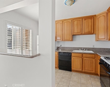 630 N Orlando Avenue - Photo Thumbnail 4