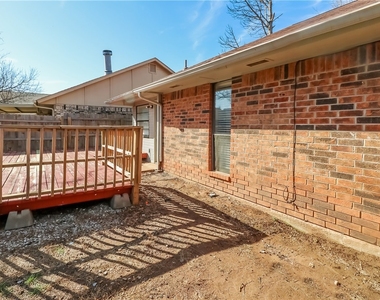 11332 N Markwell Avenue - Photo Thumbnail 14