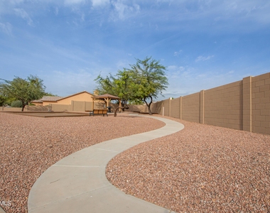 8956 E Shooting Star Drive - Photo Thumbnail 34