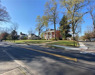 306 Kennesaw Avenue - Photo Thumbnail 18