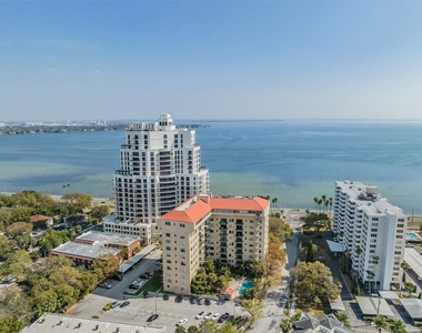 2109 Bayshore Boulevard - Photo Thumbnail 34