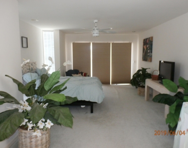 2223 Daytona Ave - Photo Thumbnail 10