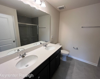 5702 Kalamata Dr - Photo Thumbnail 7