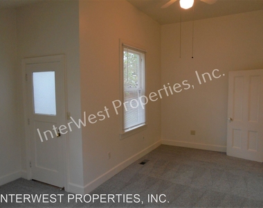 3335 S Corbett Avenue - Photo Thumbnail 18