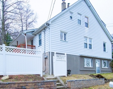 20 Summit Ave - Photo Thumbnail 2