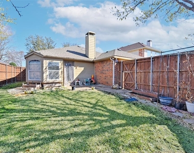 1702 Bur Oak Drive - Photo Thumbnail 25