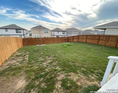 11834 Burnett Ranch - Photo Thumbnail 15