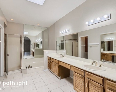 1235 N Sunnyvale Unit 37 - Photo Thumbnail 12