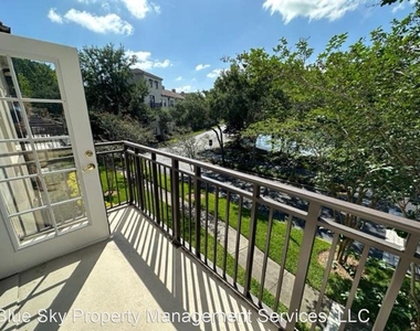 917 Waterside Ln, #203 - Photo Thumbnail 5