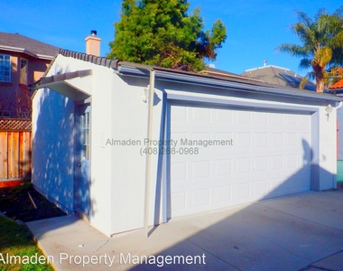 735 Willow Glen Way - Photo Thumbnail 6