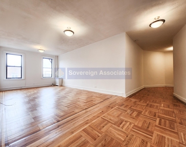 640 Fort Washington Avenue - Photo Thumbnail 4