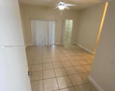 8819 Sw 130th Pl - Photo Thumbnail 4