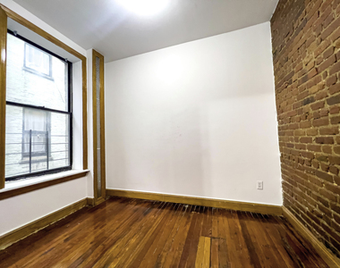 529 West 151st Street - Photo Thumbnail 7