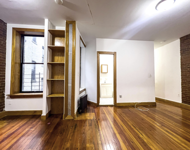 529 West 151st Street - Photo Thumbnail 2