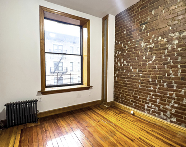 529 West 151st Street - Photo Thumbnail 4