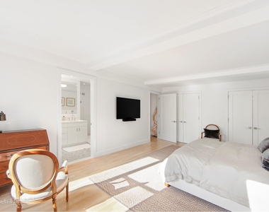 19 E 80th St - Photo Thumbnail 3