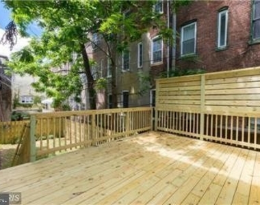 458 M St Nw #a-upper Level - Photo Thumbnail 16