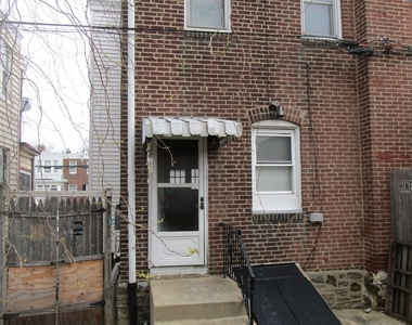 476 Robbins Street - Photo Thumbnail 8