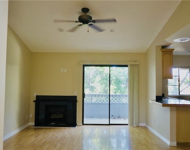 32221 N Alipaz Street - Photo Thumbnail 20