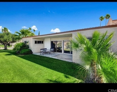 80071 Palm Circle Drive - Photo Thumbnail 9