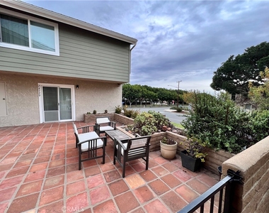 24709 Santa Clara Avenue - Photo Thumbnail 4