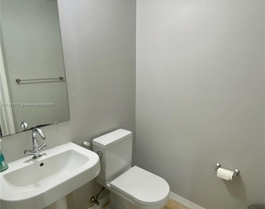 3330 Ne 190th St Apt 1416 - Photo Thumbnail 10