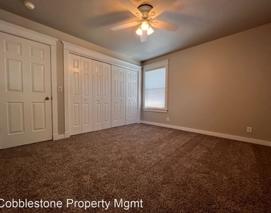 4882 N Maplewood Dr - 067 - Photo Thumbnail 26