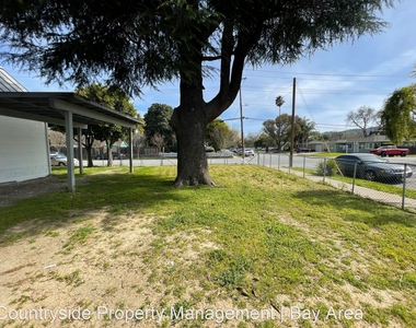 7100 Rosanna St - Photo Thumbnail 11