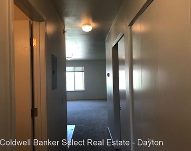 17 Lakes Blvd - Photo Thumbnail 3