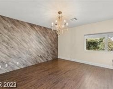 10520 Narra Place - Photo Thumbnail 12